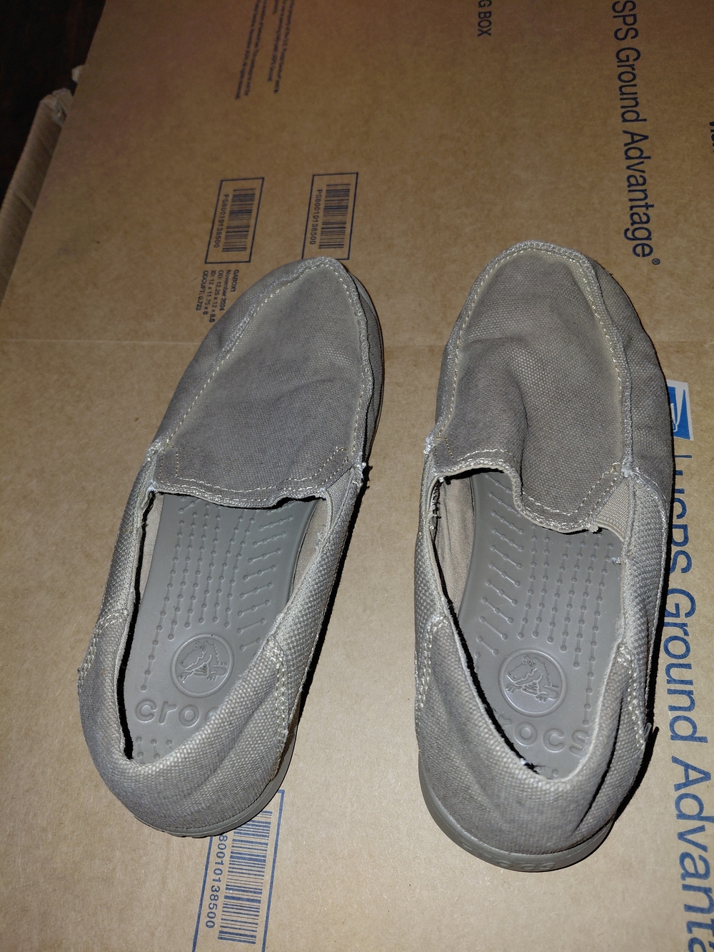 Women's Casual Slip-On Canvas Shoes in Light Gray. J.  4
